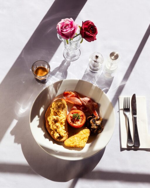 Kick off your day with Southern Cross Motel Group and grab an iced coffee, smoothie or fresh juice at one of our 16 properties to keep you refreshed all week. 🍓