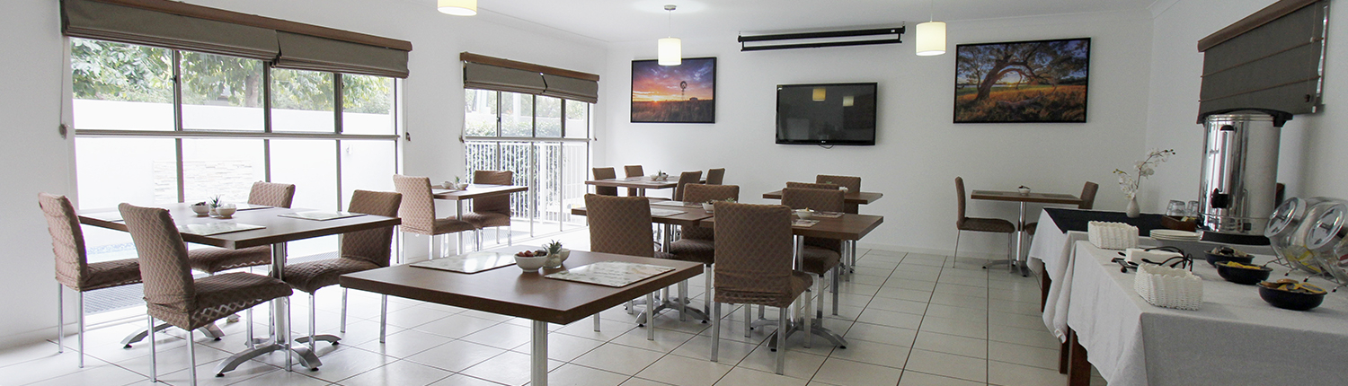 Downtown Cafe Chinchilla