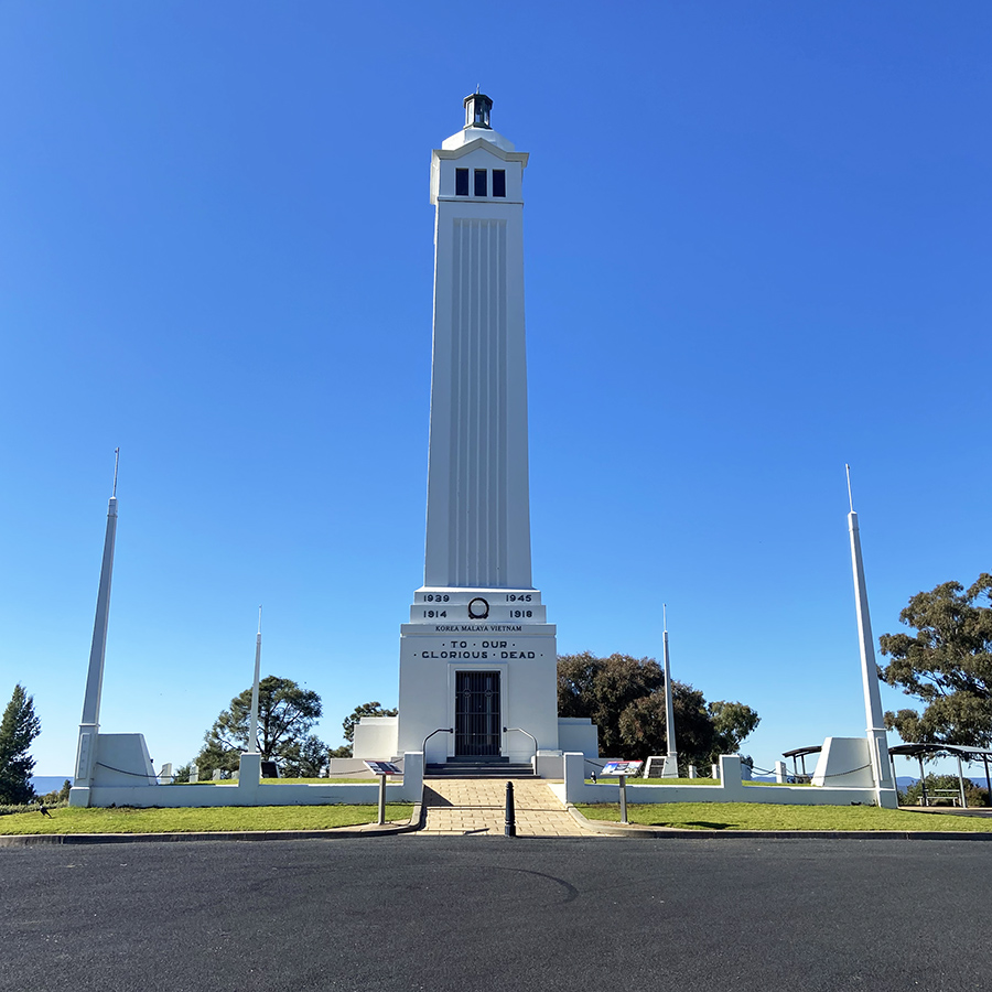 Memorial Hill Parkes